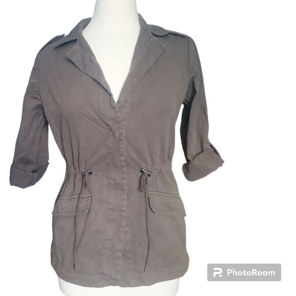 Velvet by Graham & Spencer Rayan Army - Picture 3 of 13